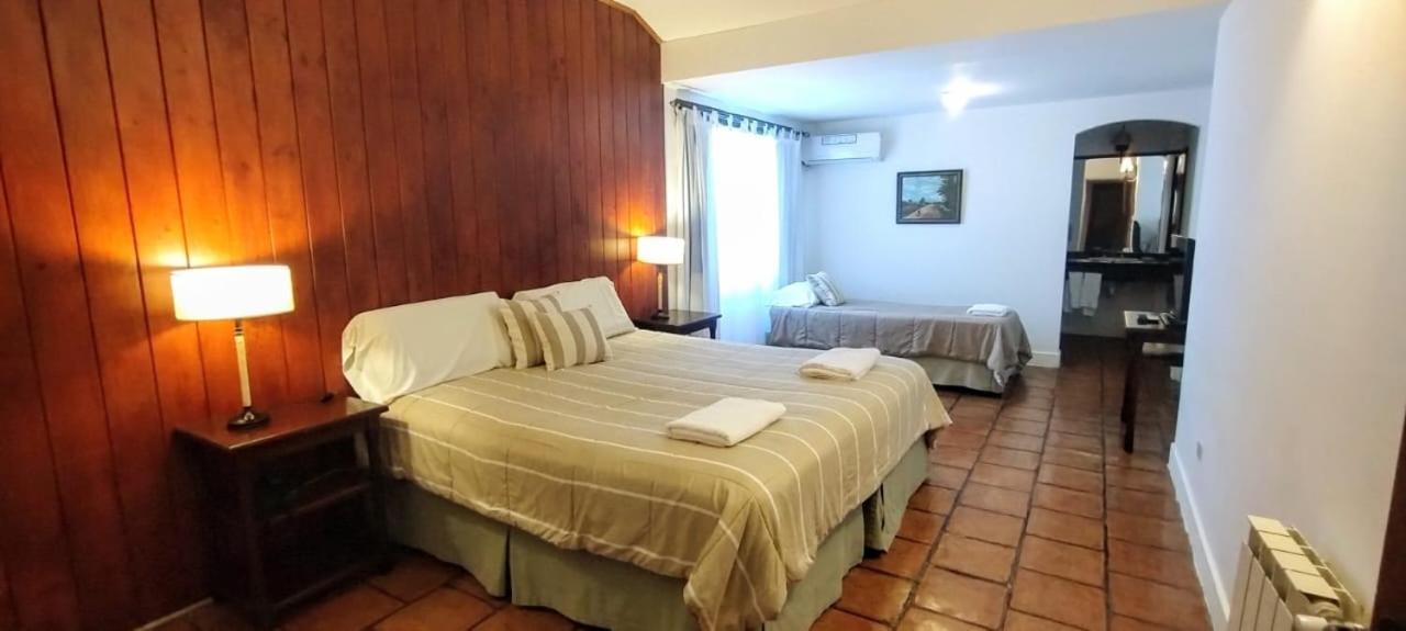 Las Moras Hotel Сан-Лоренсо Экстерьер фото